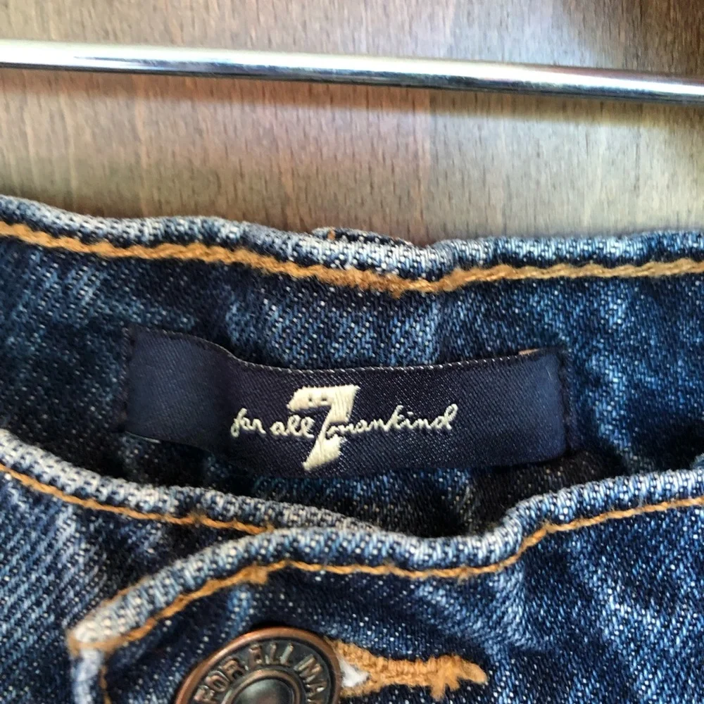 Distressed jean skirt - size 24 - Picture 3 of 5